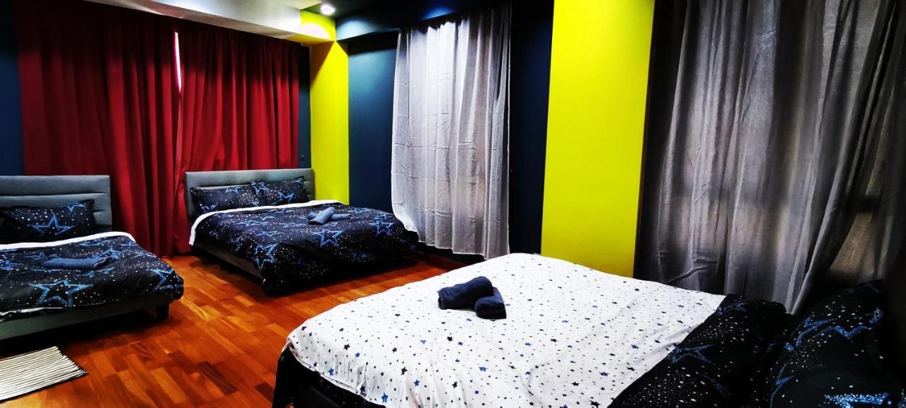 KLCC Amazing Robots Homestay 4Bedrooms  Kuala Lumpur Buitenkant foto