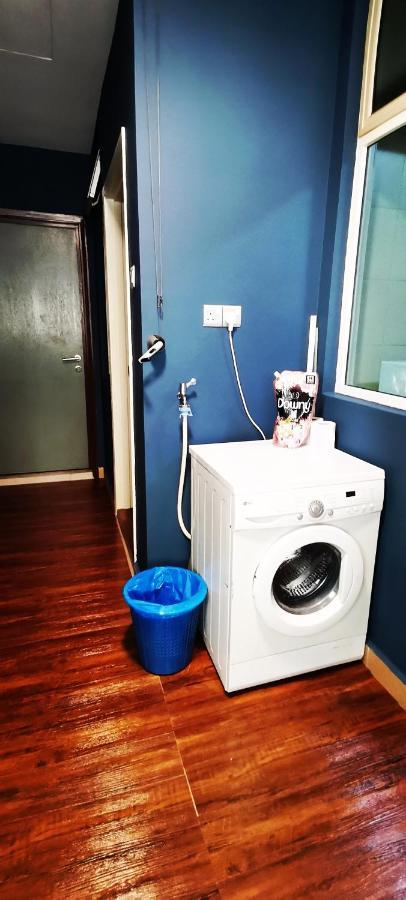 KLCC Amazing Robots Homestay 4Bedrooms  Kuala Lumpur Buitenkant foto